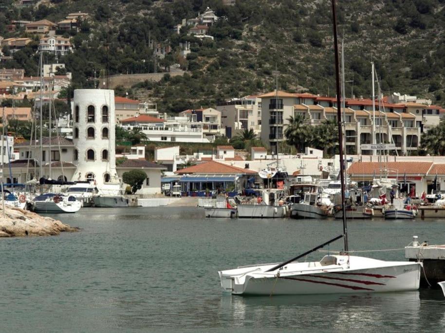 Marina Beach Aiguadolc Ситжес Екстериор снимка